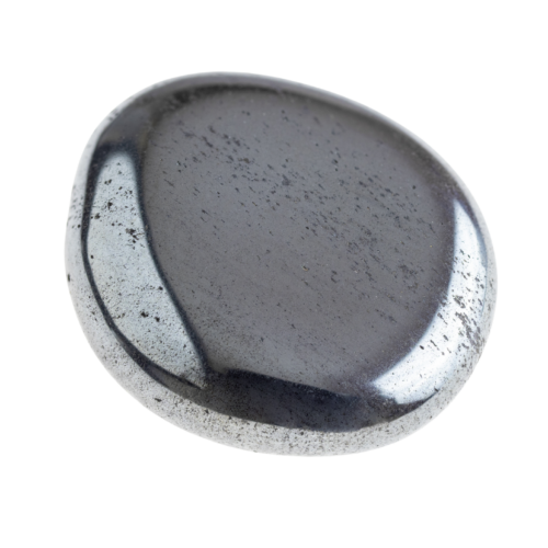 Hématite Pierre d’Hématite métallique et argentée, aux reflets brillants. Elle évoque l’ancrage, la stabilité et la force mentale.