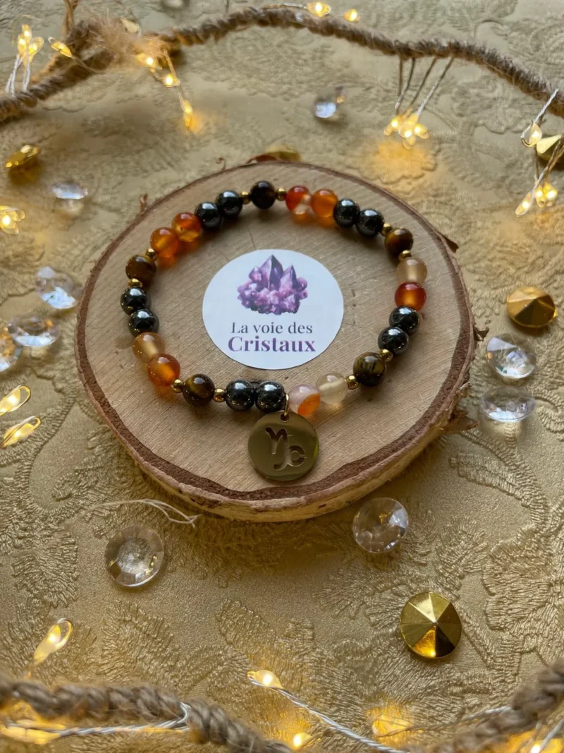Bracelet signe astrologique Capricorne avec perles dorées et breloque astrologique