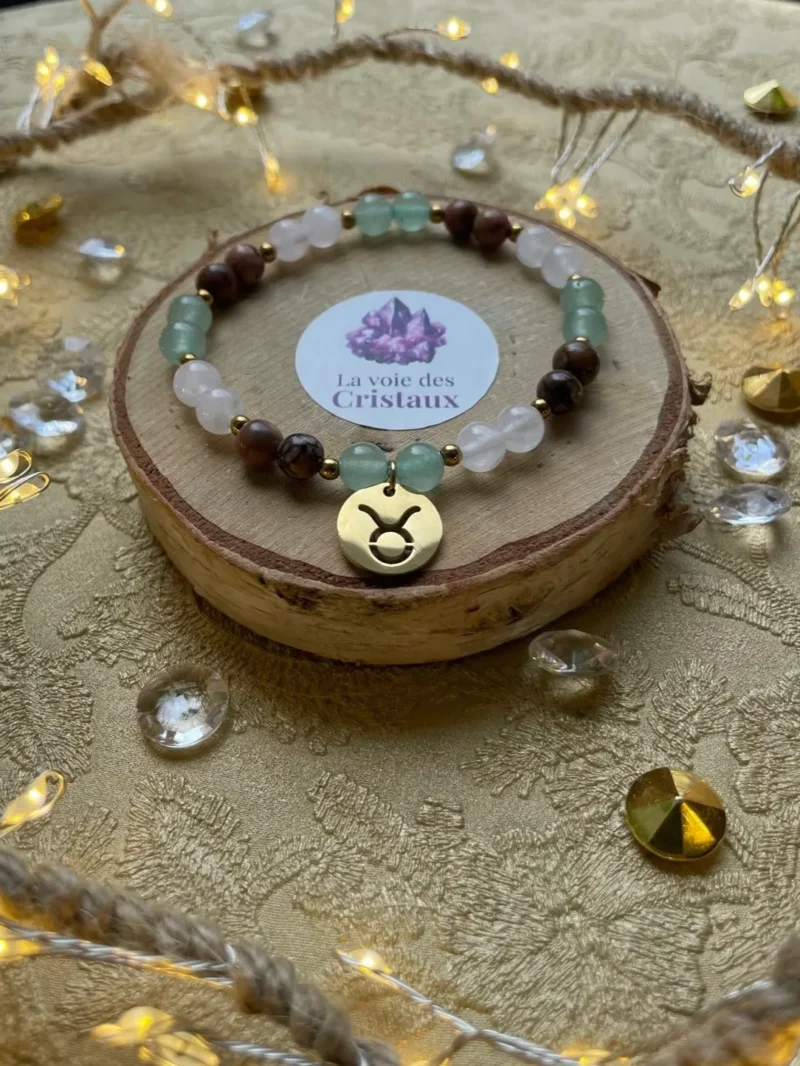 Bracelet signe astrologique Taureau avec perles dorées et breloque astrologique