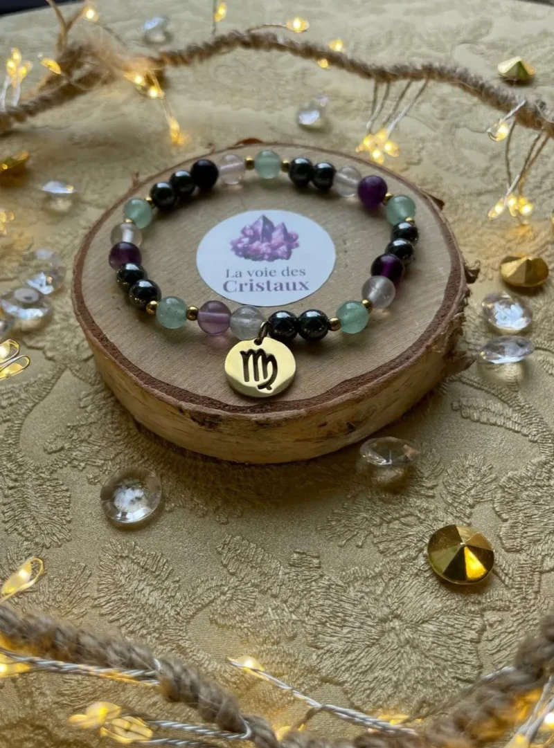 Breloque signe Vierge sur bracelet astrologique en pierres naturelles